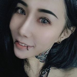 Meet your Posher, Cherry